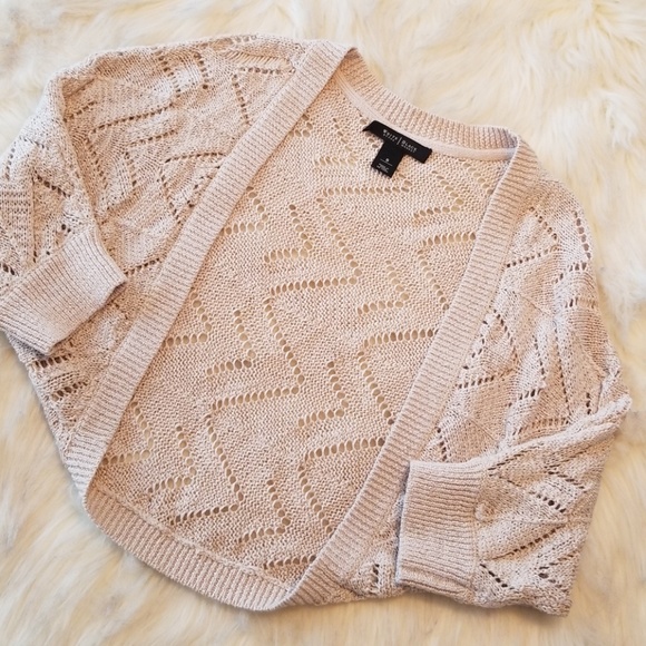 White House Black Market Sweaters - WHBW Metallic Shimmer Shrug Sz S EUC